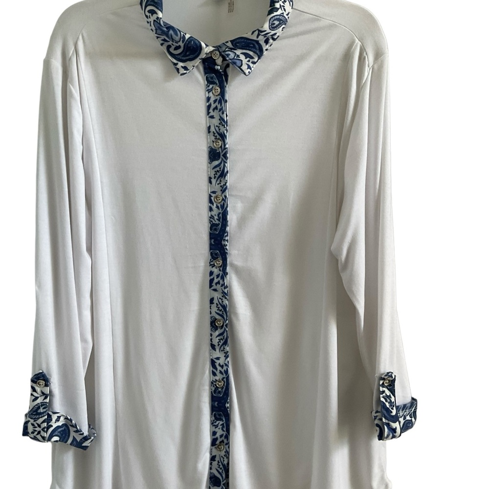 Simply Noelle Ladies Button Front White Top Sz L/XL